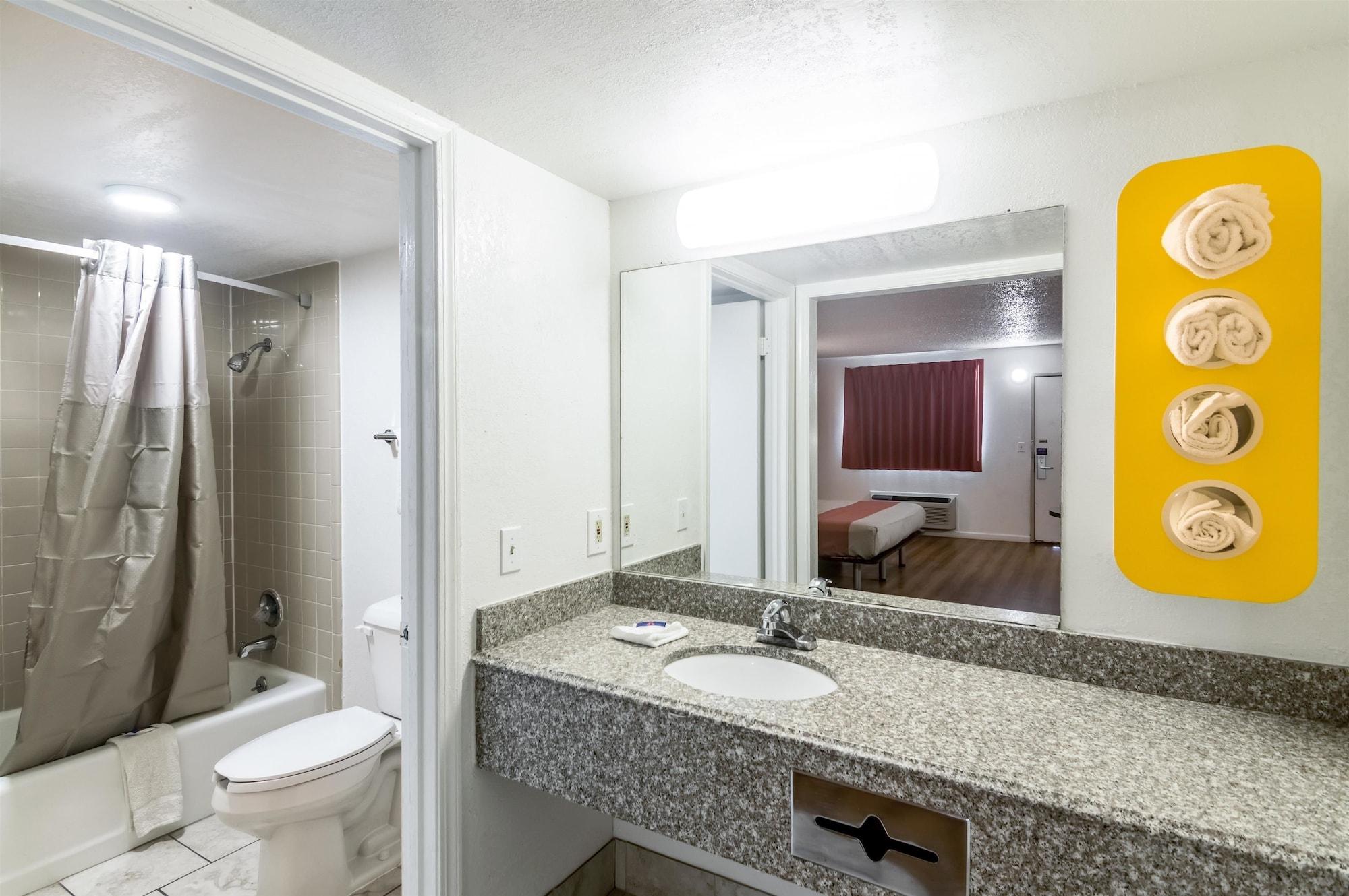 Motel 6-Clinton, Ok المظهر الخارجي الصورة